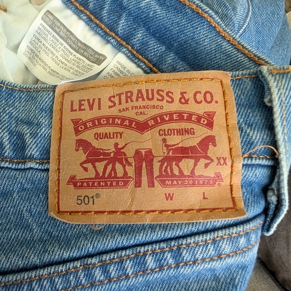 Levi's 501 Button Fly High Rise Cropped 27 Distressed Denim - Picture 5 of 6